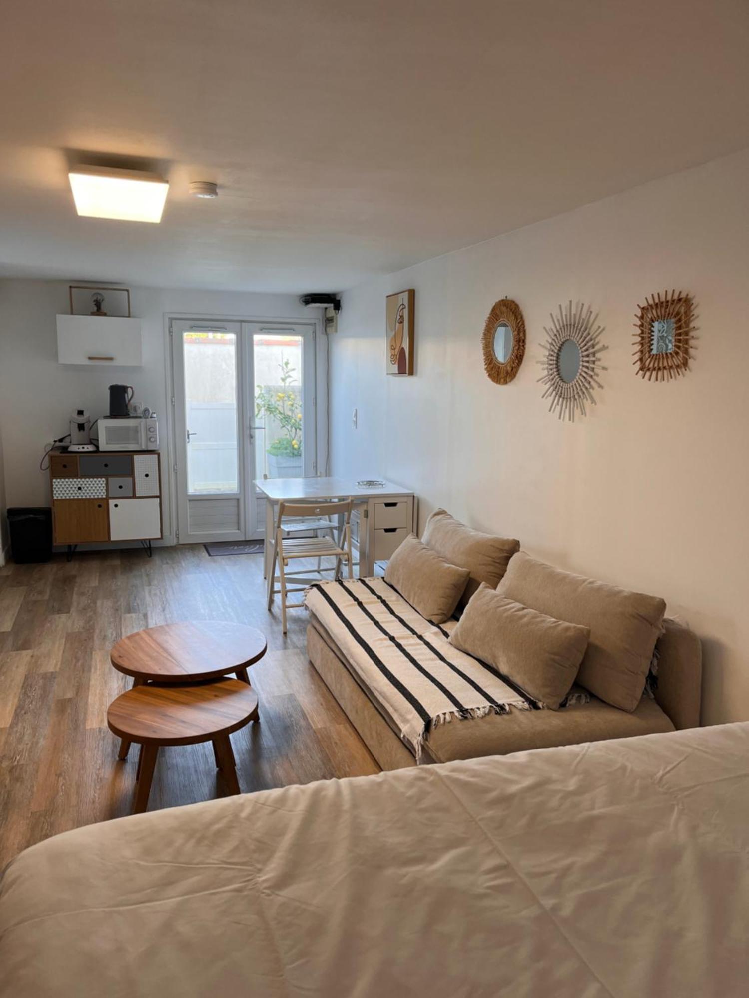 Studio Avec Terrasse Saint Martin De Re 外观 照片
